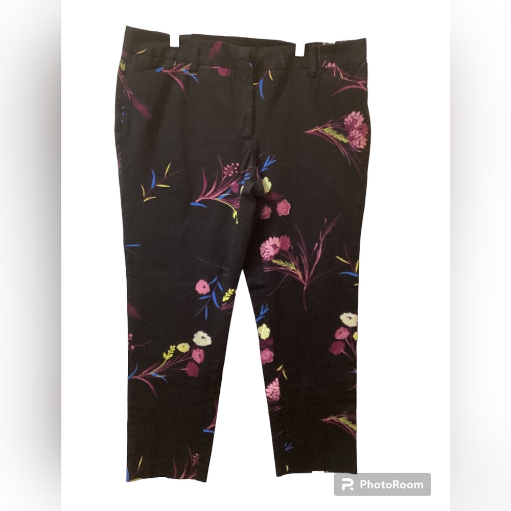 Worthington Ankle Black Floral Pants Size 10P